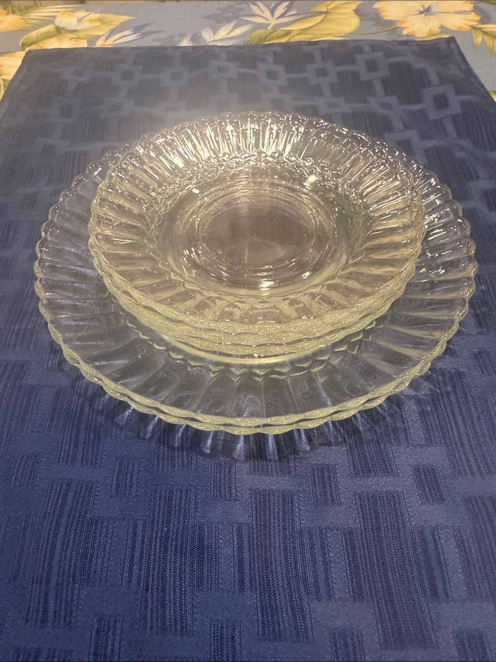 Vitro Corning Clear Pressed Glass Serving Bowls Set of five